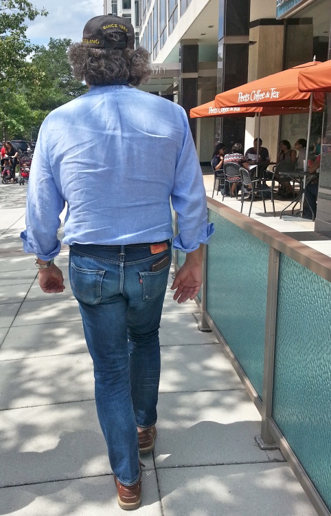 dilferotica:Two obvious reasons why tight jeans aren’t just for young guys.