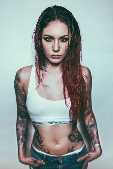 your-inked-source:ÄervenÃ¡ FoxMore Inked Girls