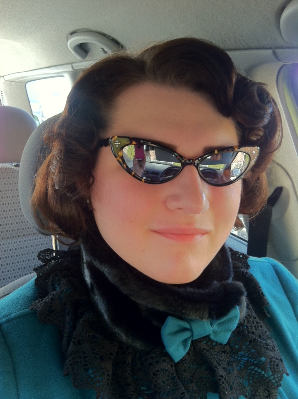 alittlesophisticated:  Oh, look! It’s a photo of me that isn’t in my bathroom!