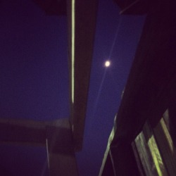 Stupid moon.    Jk.   Ily.