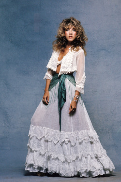 crystallineknowledge: Stevie Nicks photographed by Sam Emerson in 1977