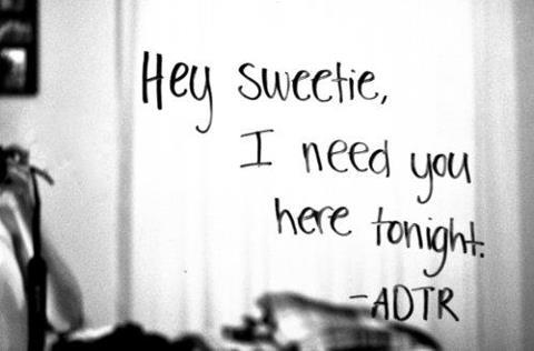 psychotic-torture:  sad black and white blog, I follow back similar