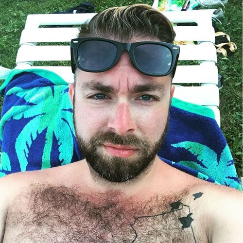 drew616:Got some color today #thewoods #raccooneyes #cub #beard #tattoo #gaycamping  (at The Woods Campground)