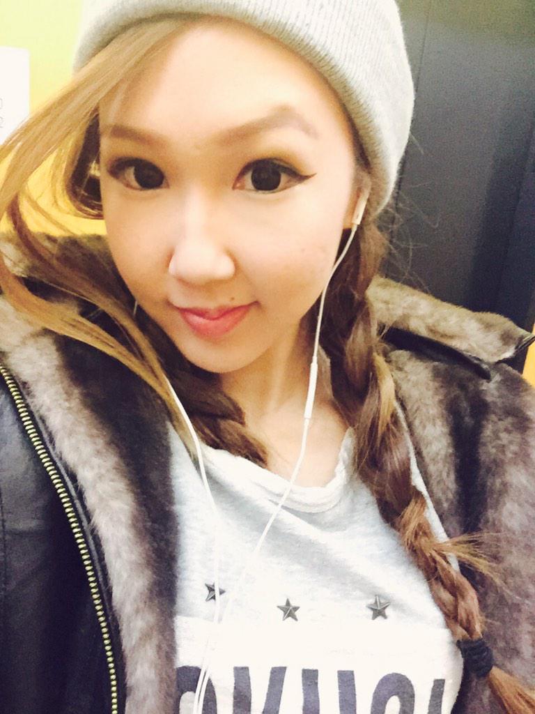 Hot Asian girl sweet ass and cute face - TWIT - @mitsukodoll 