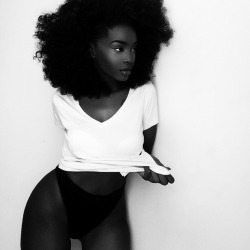 luluhasaan:  I’m a black girl and I love it . 