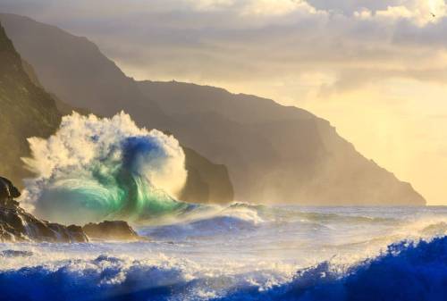 micdotcom:  Beautiful new ’Nat Geo’ photos will remind you how beautiful the world is (See more through the link.)