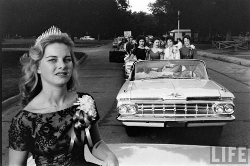 LSU homecoming royalty(George Silk. 1959?)