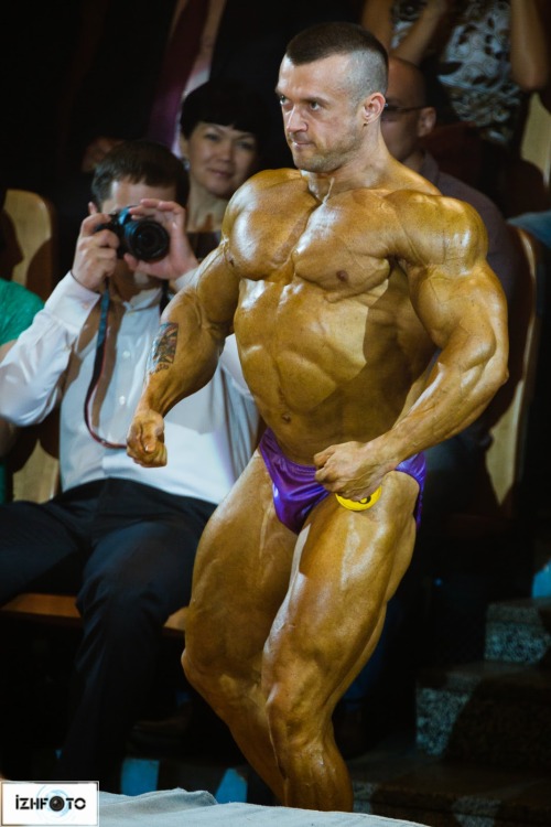 deegle4muscle:  Roman Procenko