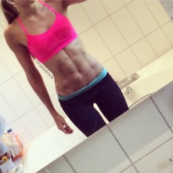 fitgymbabe:  Fit Gym Babes - the Leanest,