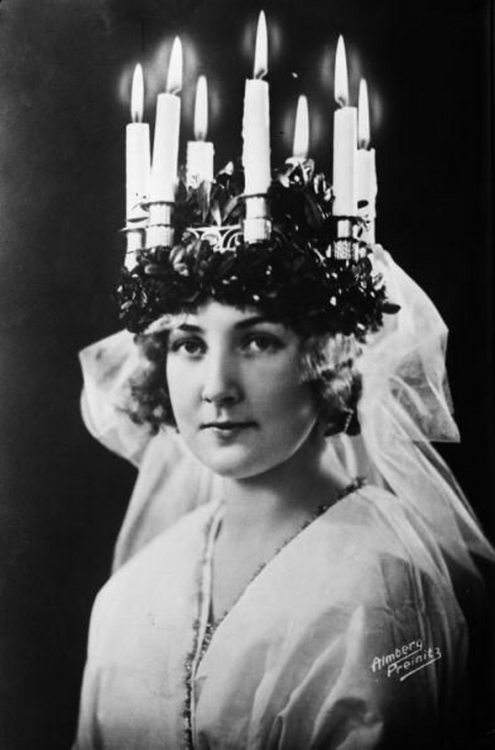 theraccolta:A Lucia bride. Photo by Swedish Almberg &amp; Preinitz, 1931