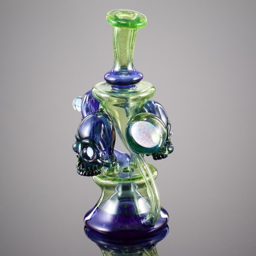 Eusheen x AKM“Skullulator”High End Glass Blog