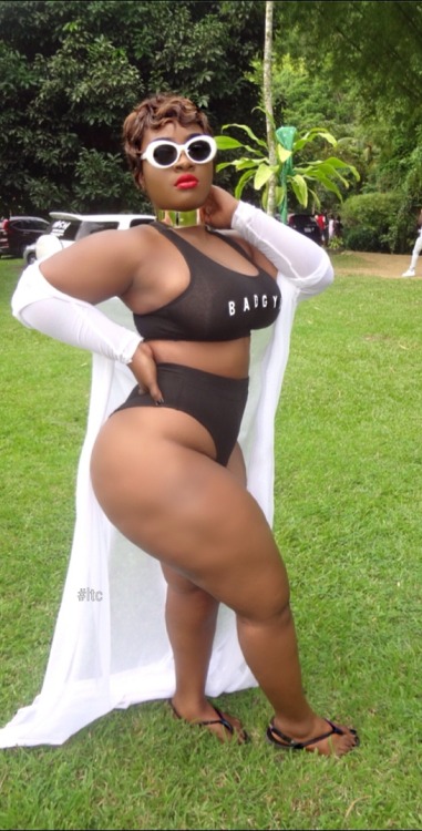 voluptuouscafe: Todays hottie.It’s not about the perfect shape, your shape is perfect for you. #bbw #thick #curvy #voluptuous #swinger Rock your curves @VoluptuousCafe http://www.voluptuouscafe.org