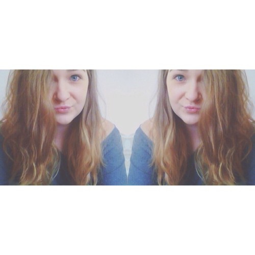 absolute scraghead.✋🙈 #me #messy #hair #girl #selfie #blueeyes #personal #scraggy