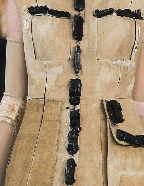 gallianoactone: Maison Margiela Couture by John Galliano SS 2015 detail