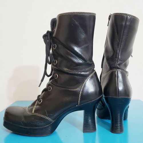 Xhilaration vintage Y2k Platform Chunky heeled combat boots sz 9, $40  #fashion #style #shop #depop 