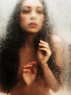 rebeccatun:  Snow White, lost in the woods© Henri Senders - Papendrecht, the Netherlands - April 2015  voll schön