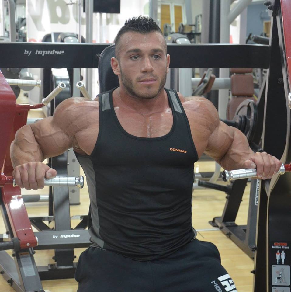 roidedmusclebullswithemptyposers:  wrestlehead: musclehotguys: Giwrgos Matrakos Giorgos
