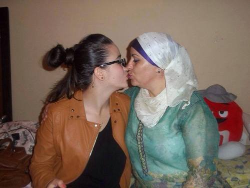 sex-in-the-church:  arab4couples:  http://bit.ly/11IJlpl porn pictures