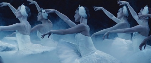 ebaeschnbliah: Farewell at Swanlake …..Impressions from The CourierBenedict Cumberbatch and Merab Ni