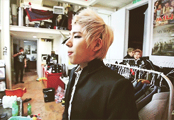 (ღ˘⌣˘ღ)
