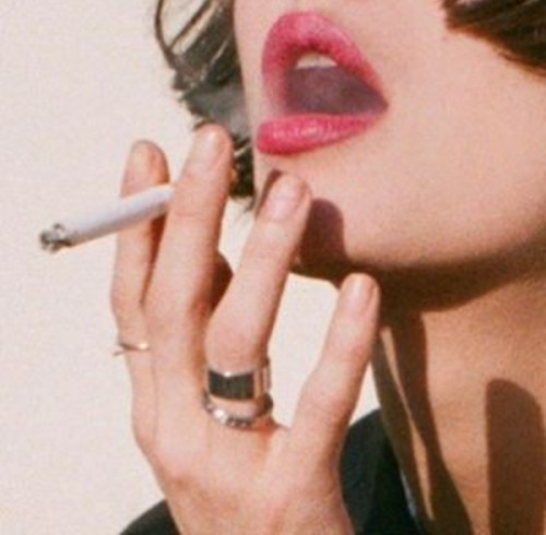 theloversanddriftersclub:  Details of Taylor by Roos van Rij for The Lovers & Drifters Club 