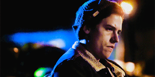 jvgheadjones:Endless gifs of Jughead Jones → 3.08: Outbreak