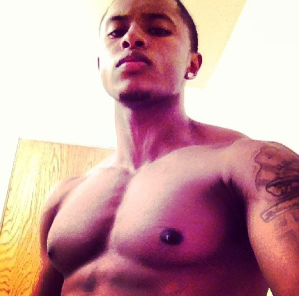 rickyrozay99:  talldaddy:  creativelycosmic:  Flawless.  www.talldaddy.tumblr.com