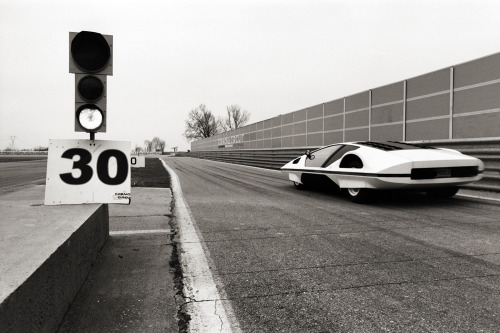 bpxmm:Ferrari Modulo by Pininfarina. Minolta SRT 101b, Rollei Superpan 200 (aka Agfa-Gevaert Aviphot