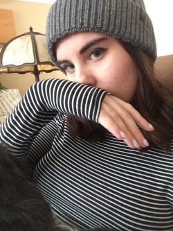 jnue:  stripes R my thing but hats R not