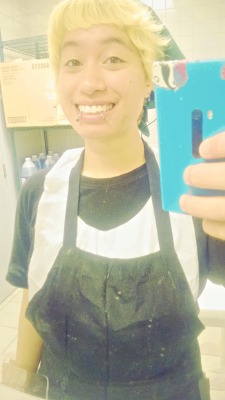 androgynykids:  Everyone at work says I look like Link, lol