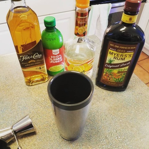 Mai tais are pretty damn strong. #cocktails #maitai #tropicaldrinks (at Chicago, Illinois) https://