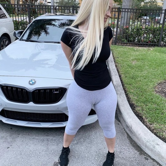 bubblebuttcity:pawglife:Jordan Rene or the ///M2? I’m taking the foreign ///M 😎🤷🏿‍♂️Hot Babes with bubble butts #niceass
