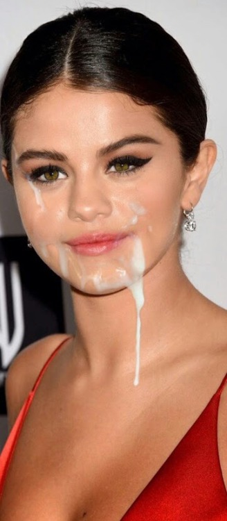 taylabrown18:  Selena injoying some cum