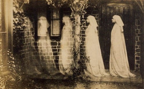 nemo-hkxi: The 1890 photograph “The Ghost of Bernadette Soubirous,” by an anonymous arti