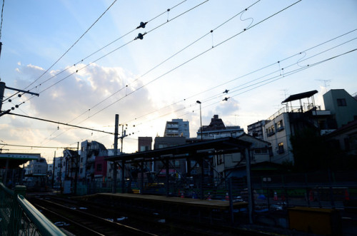Temporary Platform of Toei Arakawa Line Kishi-bojin-mae Station by ykanazawa1999 on Flickr.