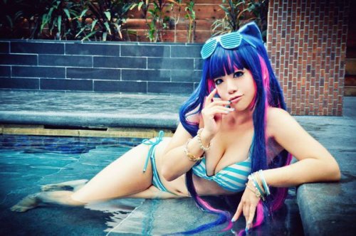 hotcosplaygirl:  Cosplay girlCosplay girl Twitter  <3