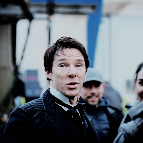 bencdaily: Benedict Cumberbatch as Thomas Edison on the set of ‘The Current War’