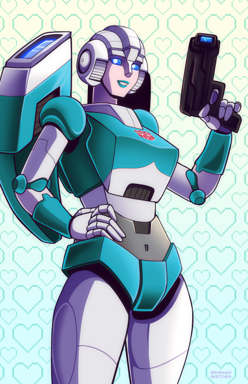 shenanisketches: Doing fanart of transformers is great cause you can just take old fanart and edit t