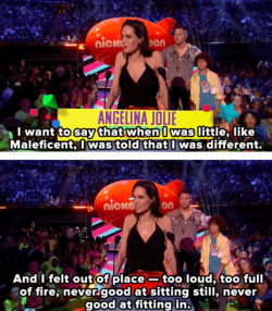 thetrevorproject:Angelina Jolie shares a powerful message during her acceptance speech for “Best Villain” at the Kids Choice Awards. Watch her full speech here.