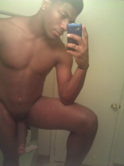 bigdickedbisexual10:  #ThickDickThursday