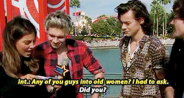 harrystylesarchive: requested by anonymous harry’s best comebacks 