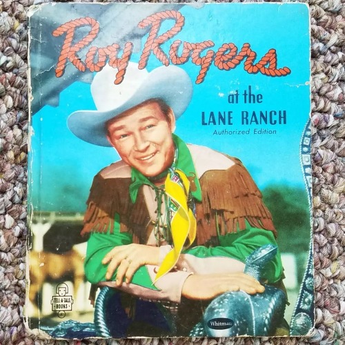 No unauthorized editions for me! #estatesale #estatesalefinds #royrogers #cowboys www.insta