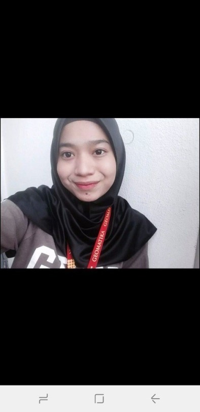 husbandikaasya:   3some Uitm FullVideo . Reblog2 barang tengah panas ni .. Sedap