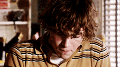 evanthomaspeters:  Evan Peters as Charles in Safelight 