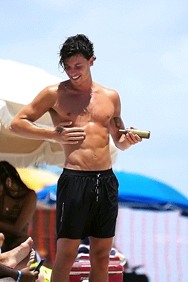 gay-bucky-barnes:SHAWN MENDES in Miami, Florida porn pictures