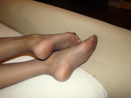 womensfeets.blogspot.ru/2014/05/amateur-nylon-feet.html
