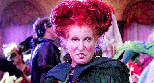 classichorrorblog:    Hocus PocusDirected by Kenny Ortega (1993)   