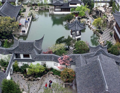 fuckyeahchinesegarden:Suzhou garden, China.