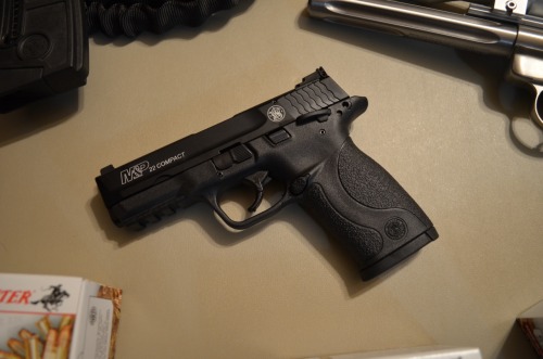 everydaycivilian:  everydaycivilian:  Newly Released S&W M&P 22 Compact  Made by Smith & Wesson and not Walther like the full size M&P22.   Ruger SR-22p for comparison  Forgot to mention, 222 free rounds with a purchase of the compact!