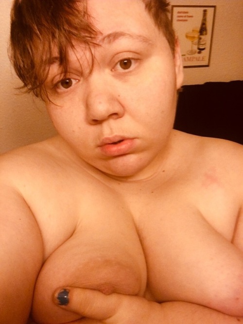 chubbyspacemermaid: ATTN: I’m really sad and also really horny and I need someone to come fix one of